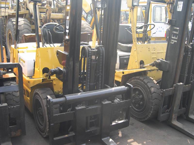 上海玉军出售:HELI 1.5-3吨电瓶叉车 1-10