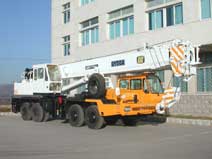 上海玉军出售: 8-40吨吊车 8-40