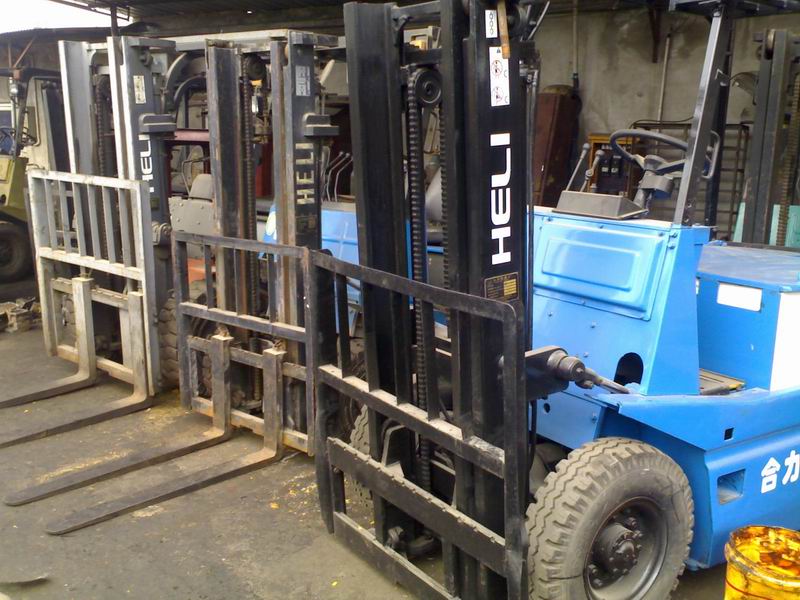 玉军出售1.5电瓶叉车全新电瓶 玉军销售叉车保修1年