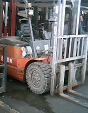 上海舜穗：二手叉车 3T