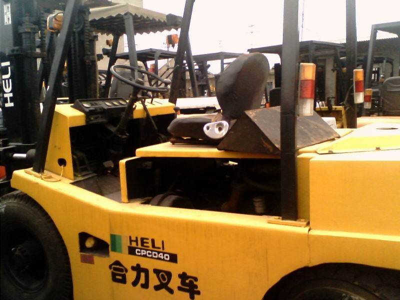 上海珍刚:合力4吨叉车 CPCD40_中国叉车网(www.chinaforklift.com)