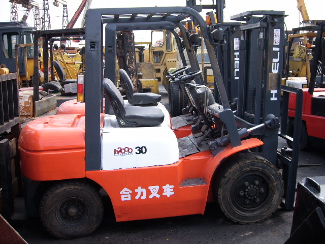 2003年3吨合力叉车 CPCD30X_中国叉车网(www.chinaforklift.com)