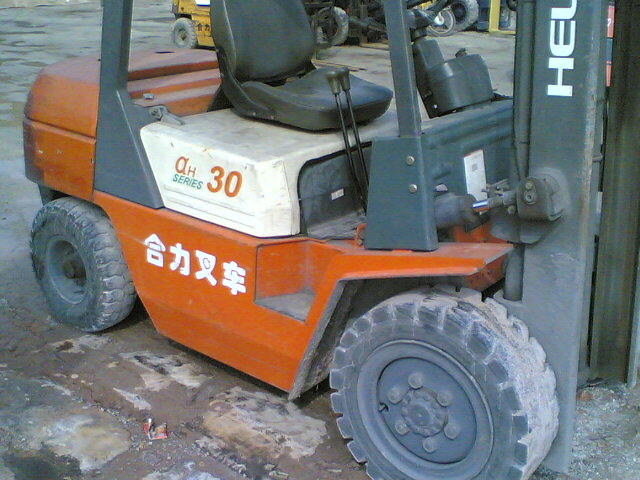 京通永安叉车:二手合力叉车 CPCD25W