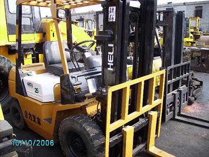 上海玉军:出售二手叉车1-10吨现货出售 HELI合力1-10吨