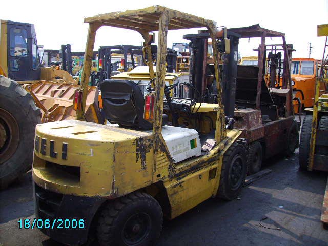 上海玉军:出售新旧叉车二手叉车 HELI合力1-10吨