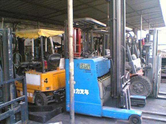 1.5吨电动合力叉车 1.5--2