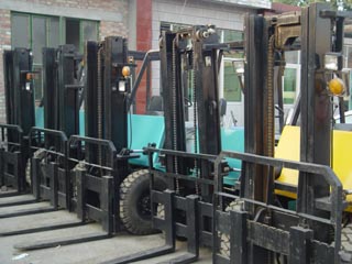深圳市叉车、吊车出租 HC3-80T