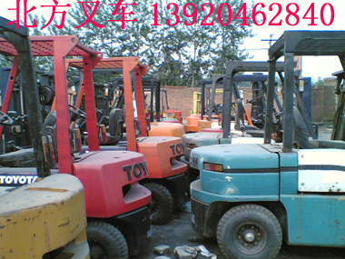 供应二手叉车（内燃、电瓶、侧面、抱夹、高门架、掏箱侧移叉车） CPC CPQ CPCD CPP