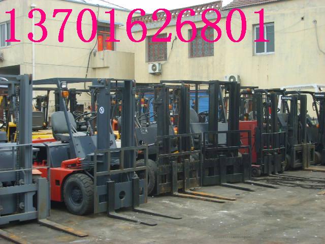 二手叉车--上海最大的二手叉车销售基地 多种型号