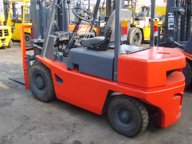 上海二手叉车销售公司-质量有保障的二手叉车/免费保修半年，打造二手叉车销售王牌 CPCD1-CPCD10