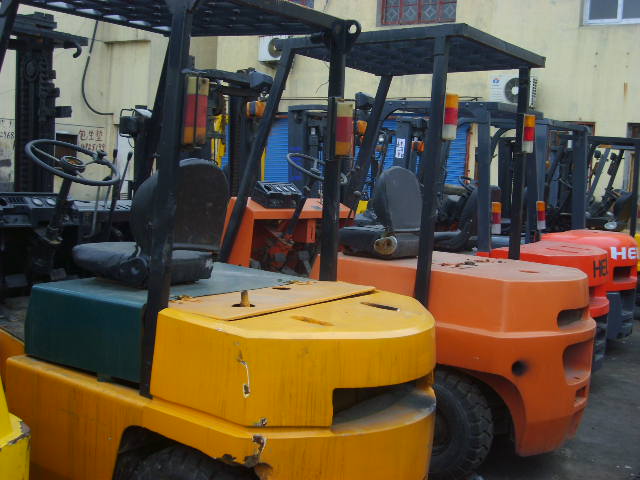 出售1-3吨二手电动叉车,1-10吨柴油叉车 CPCD1-CPCD10
