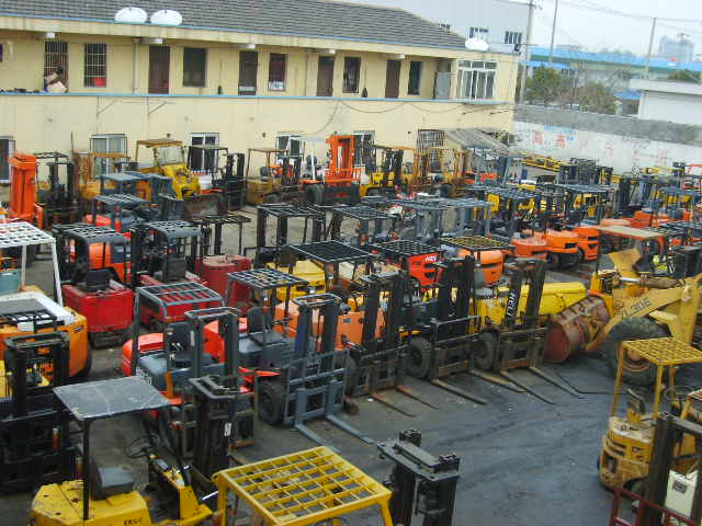 专业销售二手叉车,免费保修6个月 CPCD1-CPCD10