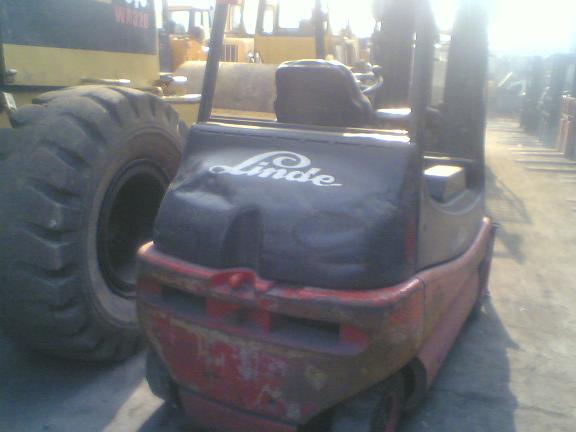 3吨林德电动集装箱叉车 13052469082 30E