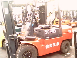 2007年合力3吨叉车 H2000