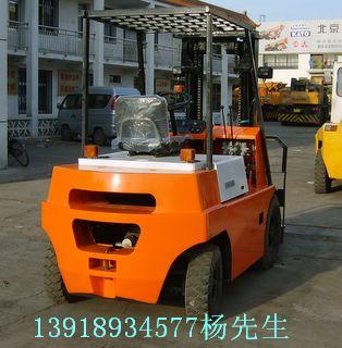 小松叉车 小松3.5吨叉车