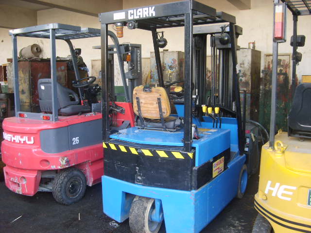 高价求购进口国产各类电动叉车/堆高车/前移叉车等 进口国产各种型号