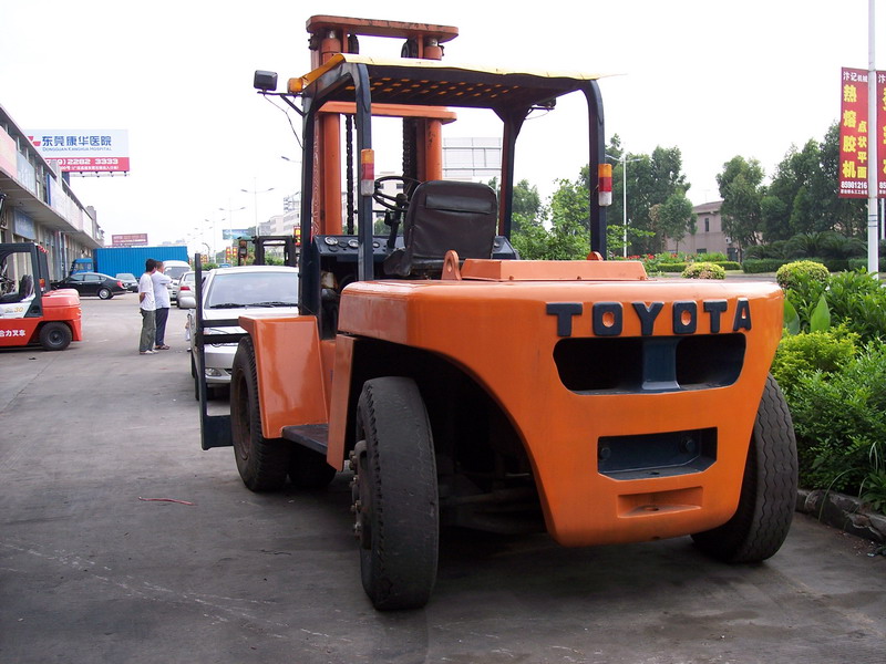 丰田叉车 FD100