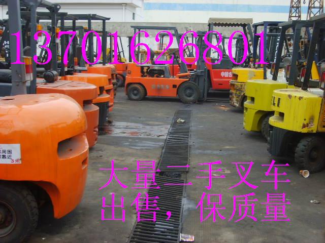 供应3吨合力夹抱二手叉车 CPCD30