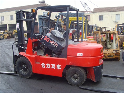 供应二手05年合力叉车 CPCD30D