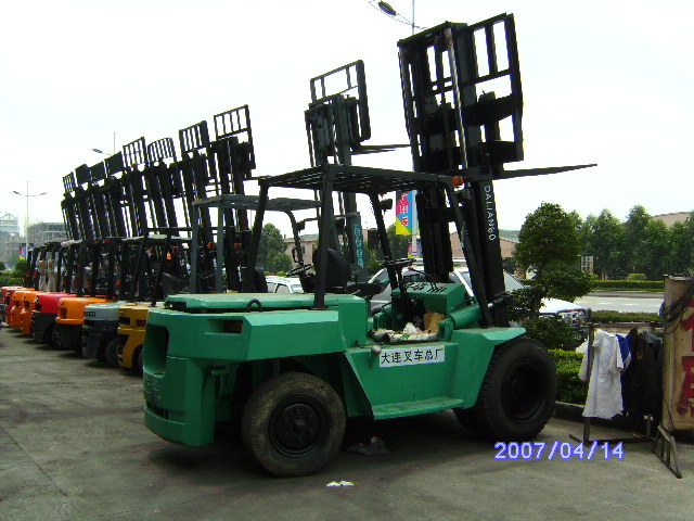 二手叉车1-15吨 柴油、电瓶叉车1-15吨_中国叉车网(www.chinaforklift.com)