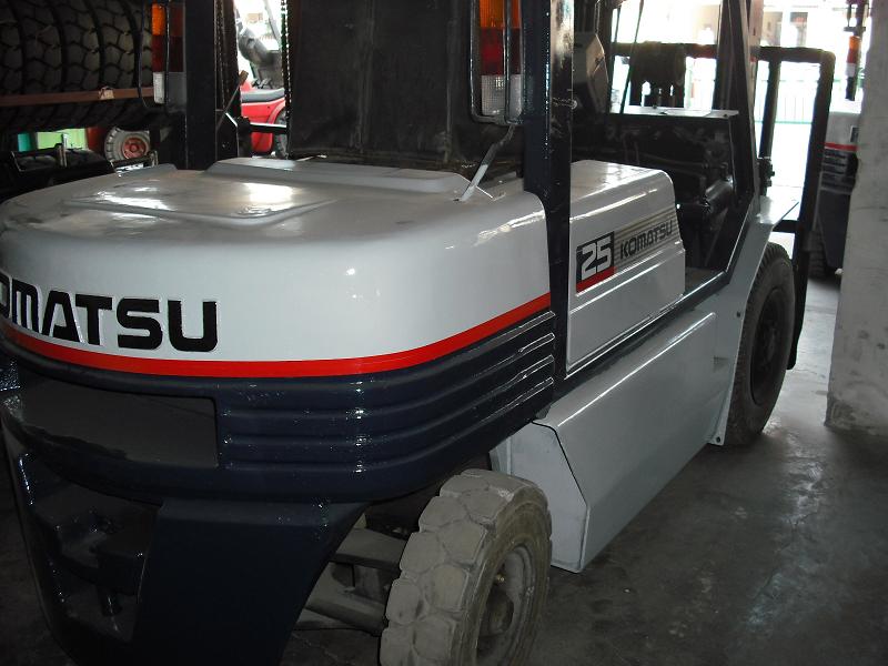 日本原装小松叉车 CPCD3.0T