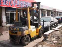 上海鹏程机械：回收二手叉车，或以旧换新［高价，上门估价］ １－１０吨