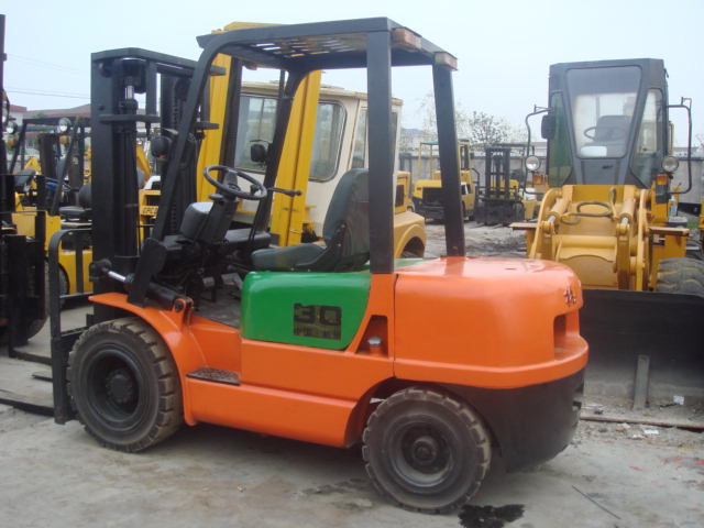 合力叉车1-8吨 30