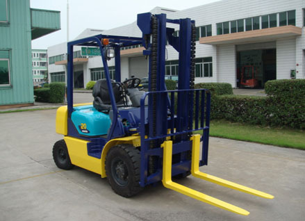 小松二手叉车 KOMATSU-002