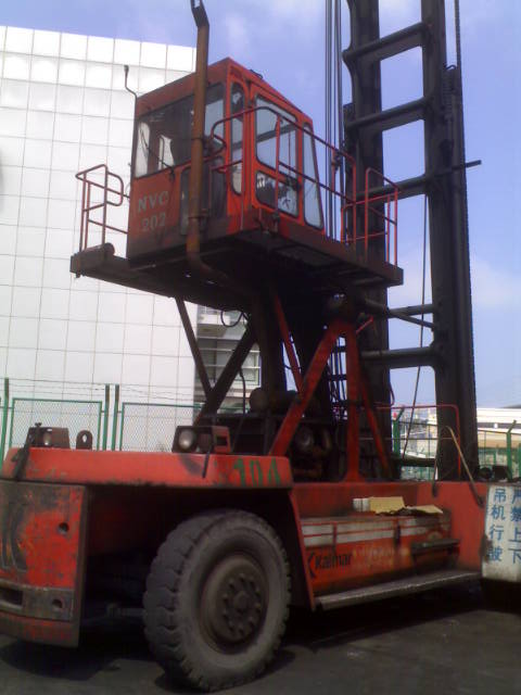 三菱叉车 FD15