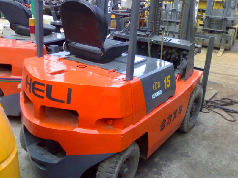 梁珍焱长期租售二手叉车:合力1.5吨 CPCD-15