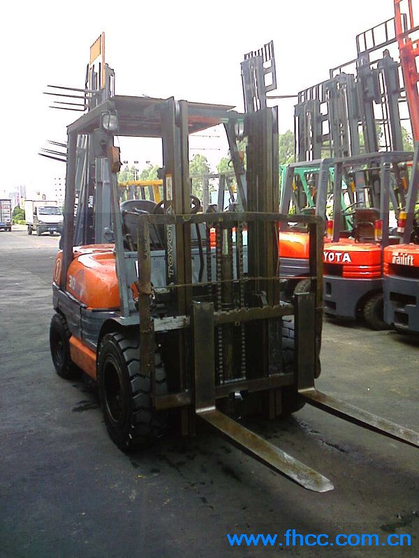 丰田3吨二手叉车 6FD30 6FD30
