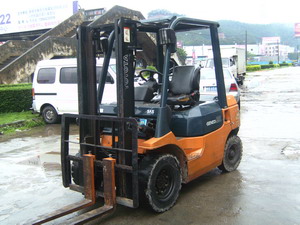 丰田7FD30二手叉车 TOYOTA 7FD30
