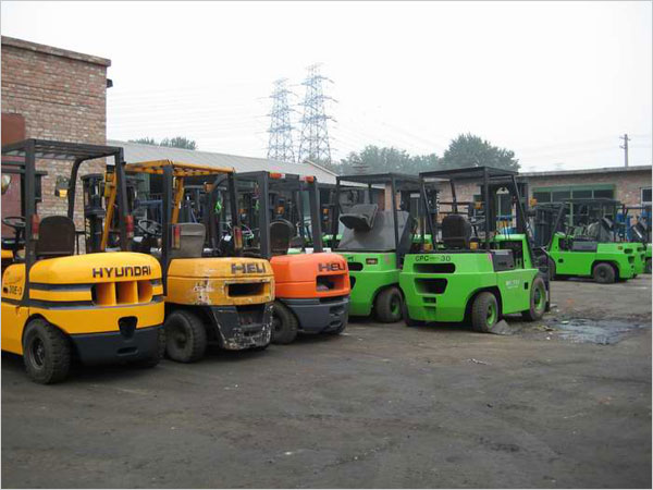 上海宝山出售二手合力叉车 合力1.5吨小叉车价格 1.5吨