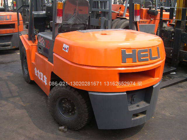 供应二手八成新3T合力叉车 H2000 30
