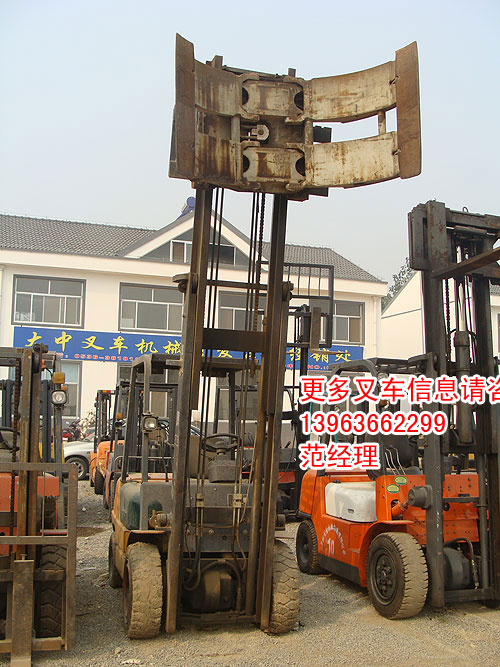 二手抱夹叉车 7T