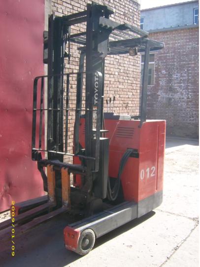 012#-丰田电动前移式叉车 6FBR18