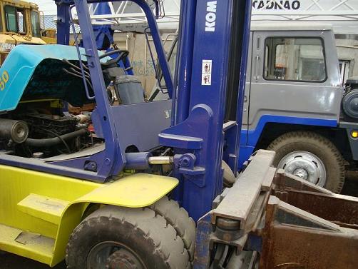 南京小松叉车市场 最新小松进口叉车供应 小松叉车价格 3T