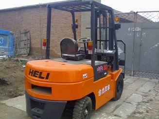 4吨合力叉车 CPC