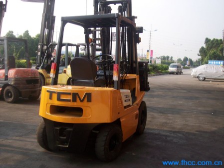 TCM2吨二手叉车 FD20