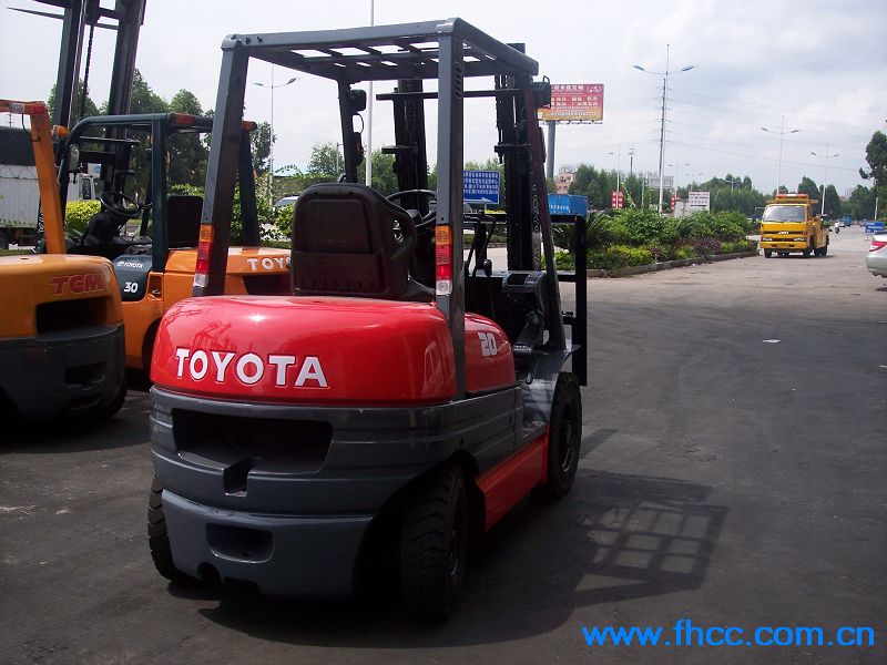 丰田2吨二手叉车 6FD20
