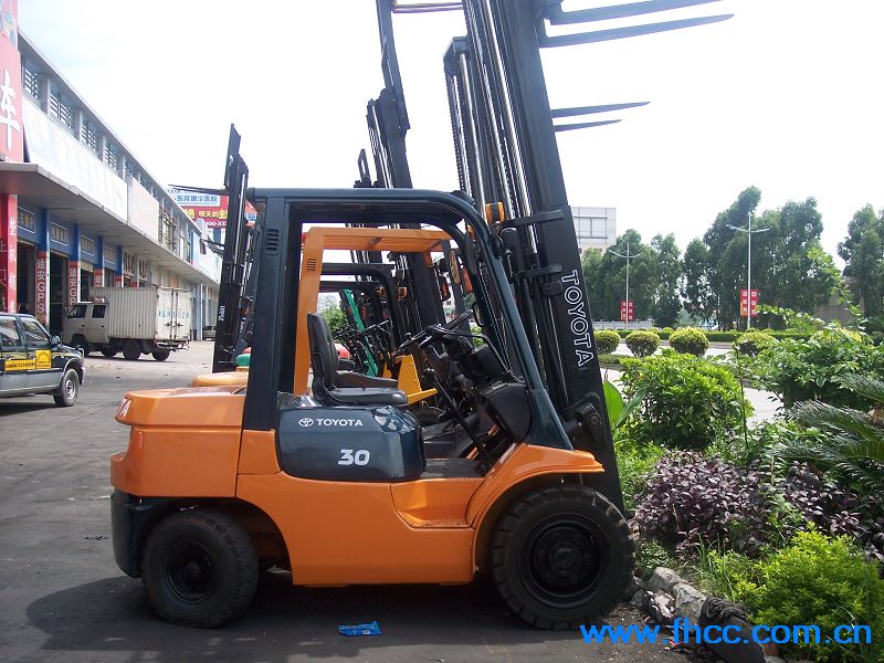 二手丰田叉车7FD30标准机 7FD30