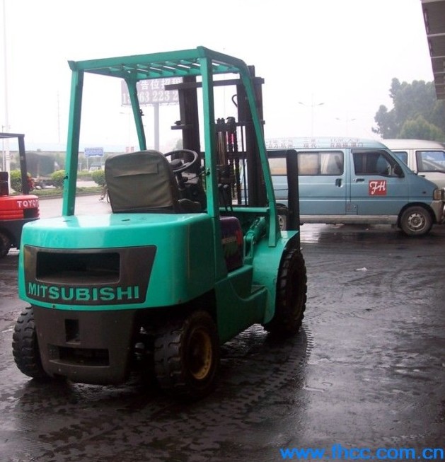 三菱 3吨 二手叉车 FD30