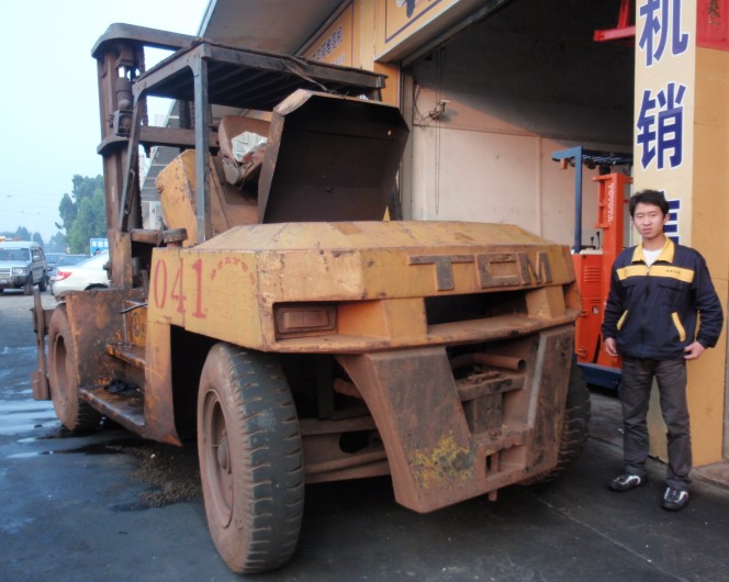 TCM10吨二手叉车 FD100 FD100