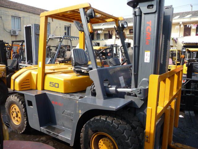 日本TCM叉车转让，转让价格16.5万，新车29.8万 FD50