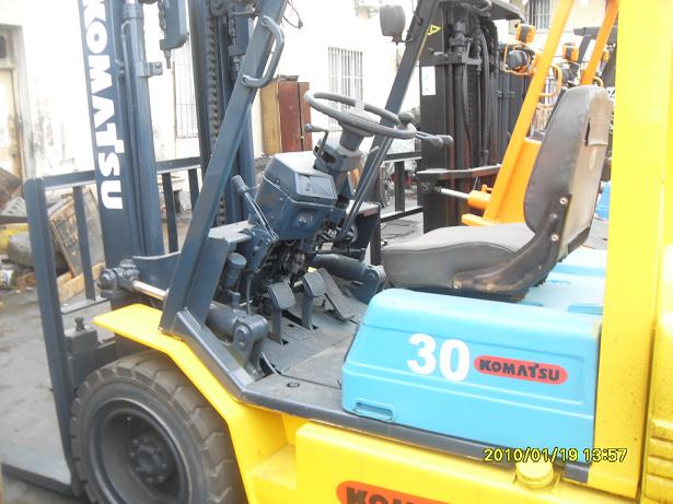 南京小松叉车市场 最新小松进口叉车供应 小松叉车价格 3T