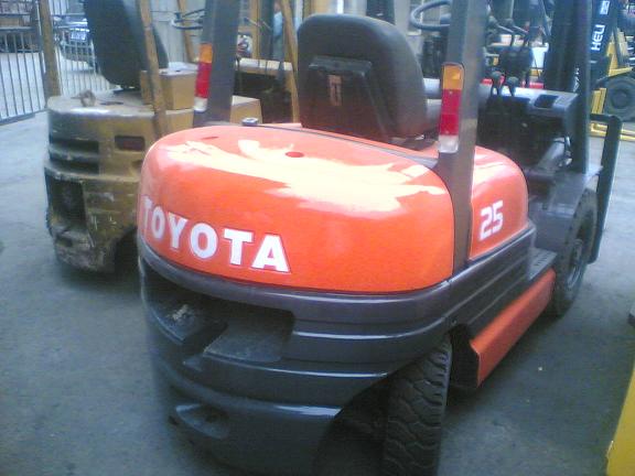 二手丰田6FD25叉车转让 2.5