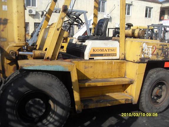 求购小松10吨进口叉车 10T