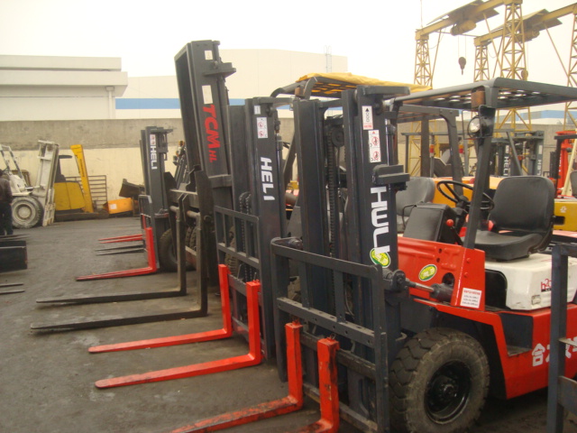 上海二手集装箱叉车 二手合力叉车 二手国产叉车 二手叉车价格 H2000