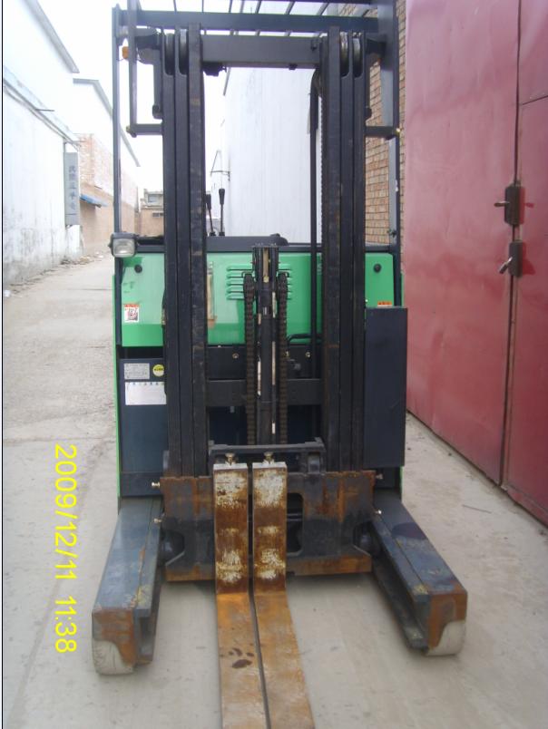 站驾前移式叉车（154#） 7FBRS20自由柱