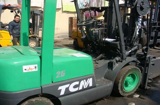 供应二手TCM夹抱叉车 CPCD25